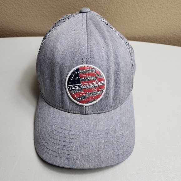 Travis Mathew Mens Gray Twill Mesh Snapback Hat - Picture 2 of 11